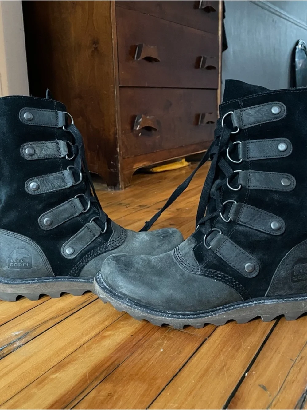 Sorel Women Black Suede Lace-Up Combat Boots - Picture 5 of 5